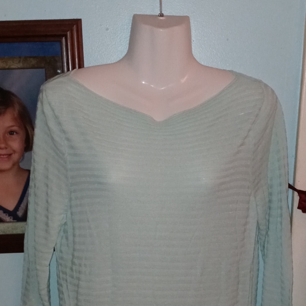 Blouse - Picture 2 of 2